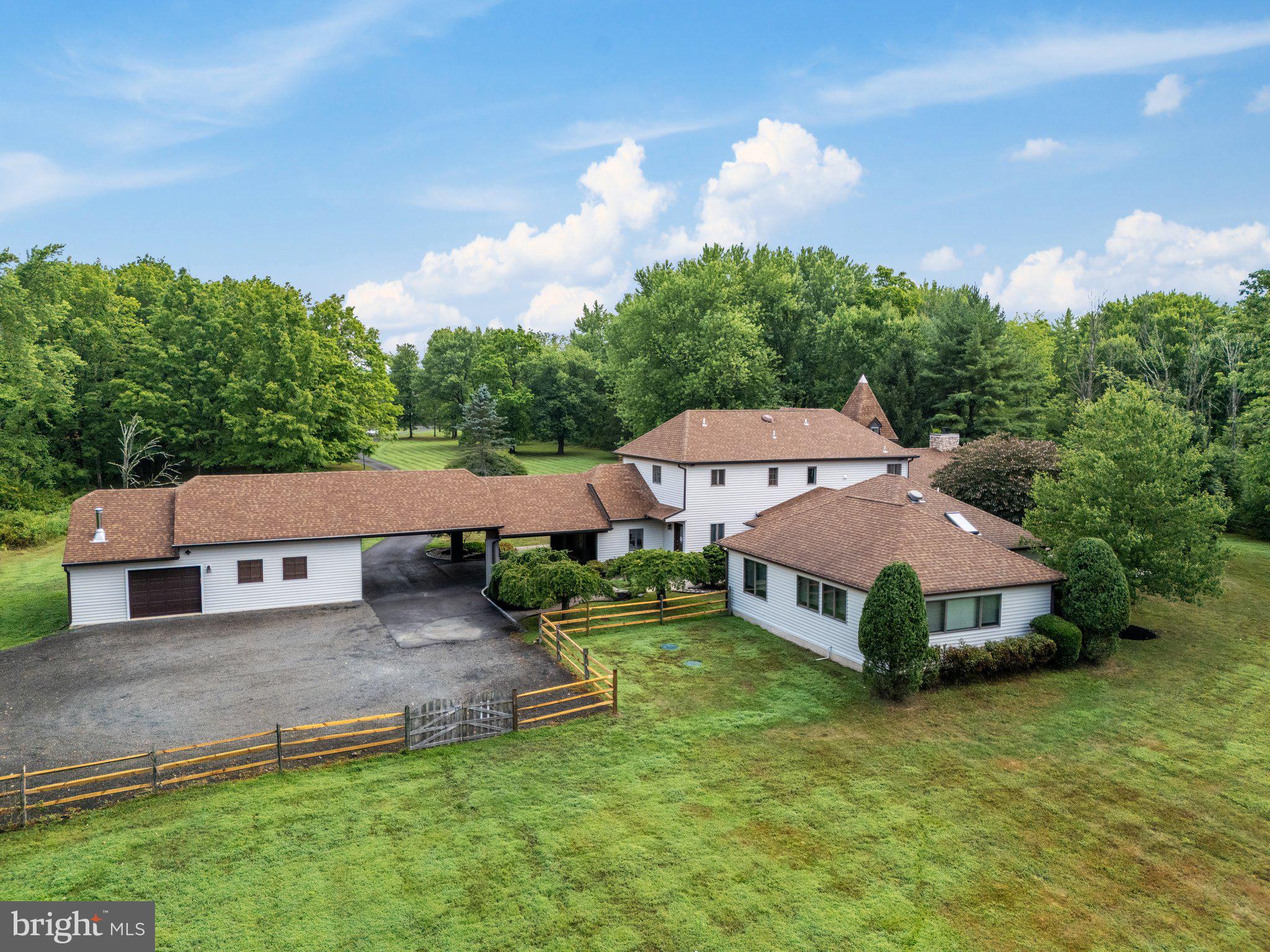DOYLESTOWN - Residential