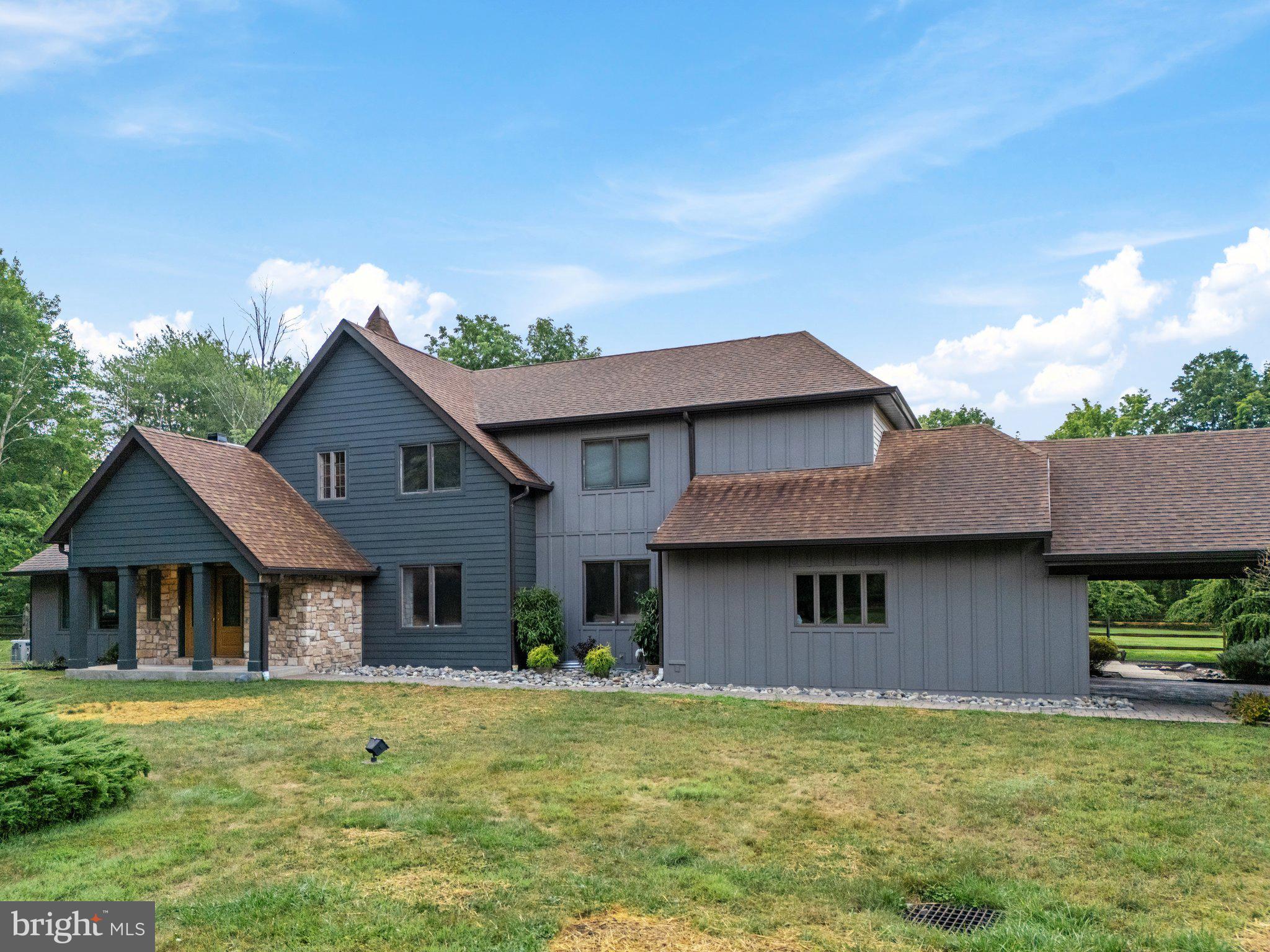 DOYLESTOWN - Residential