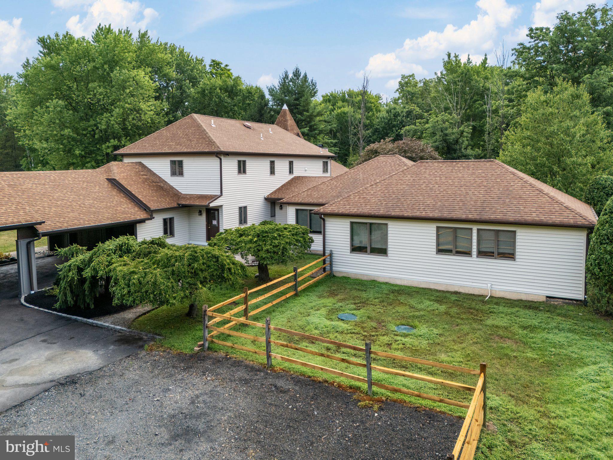 DOYLESTOWN - Residential