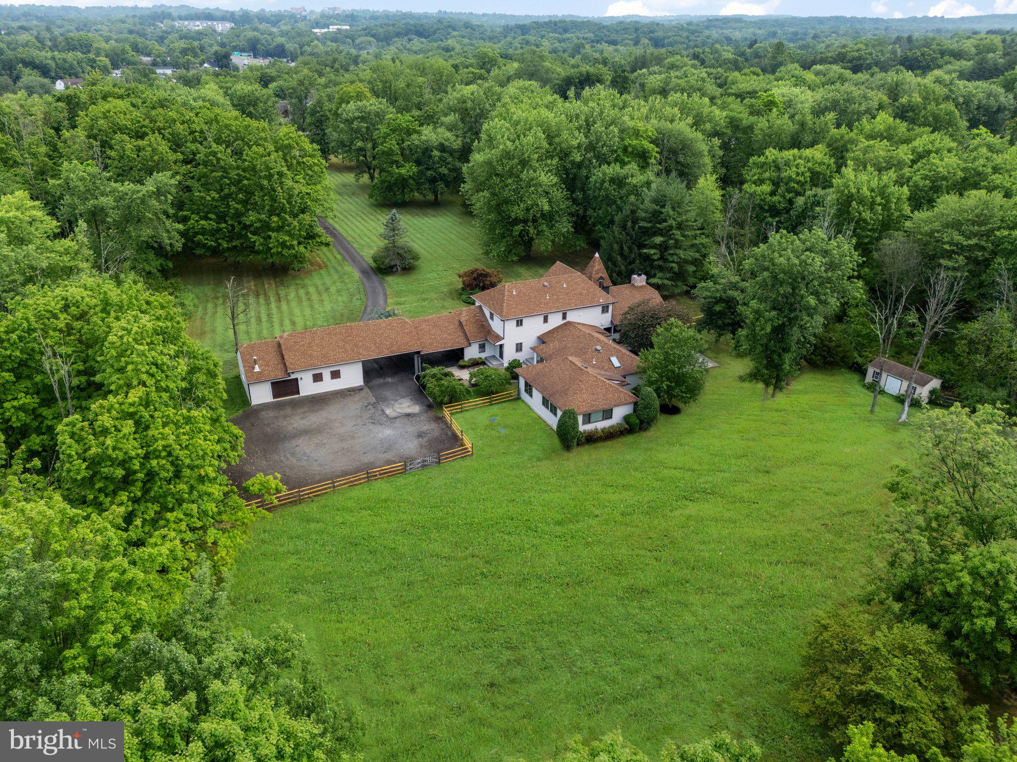 DOYLESTOWN - Residential