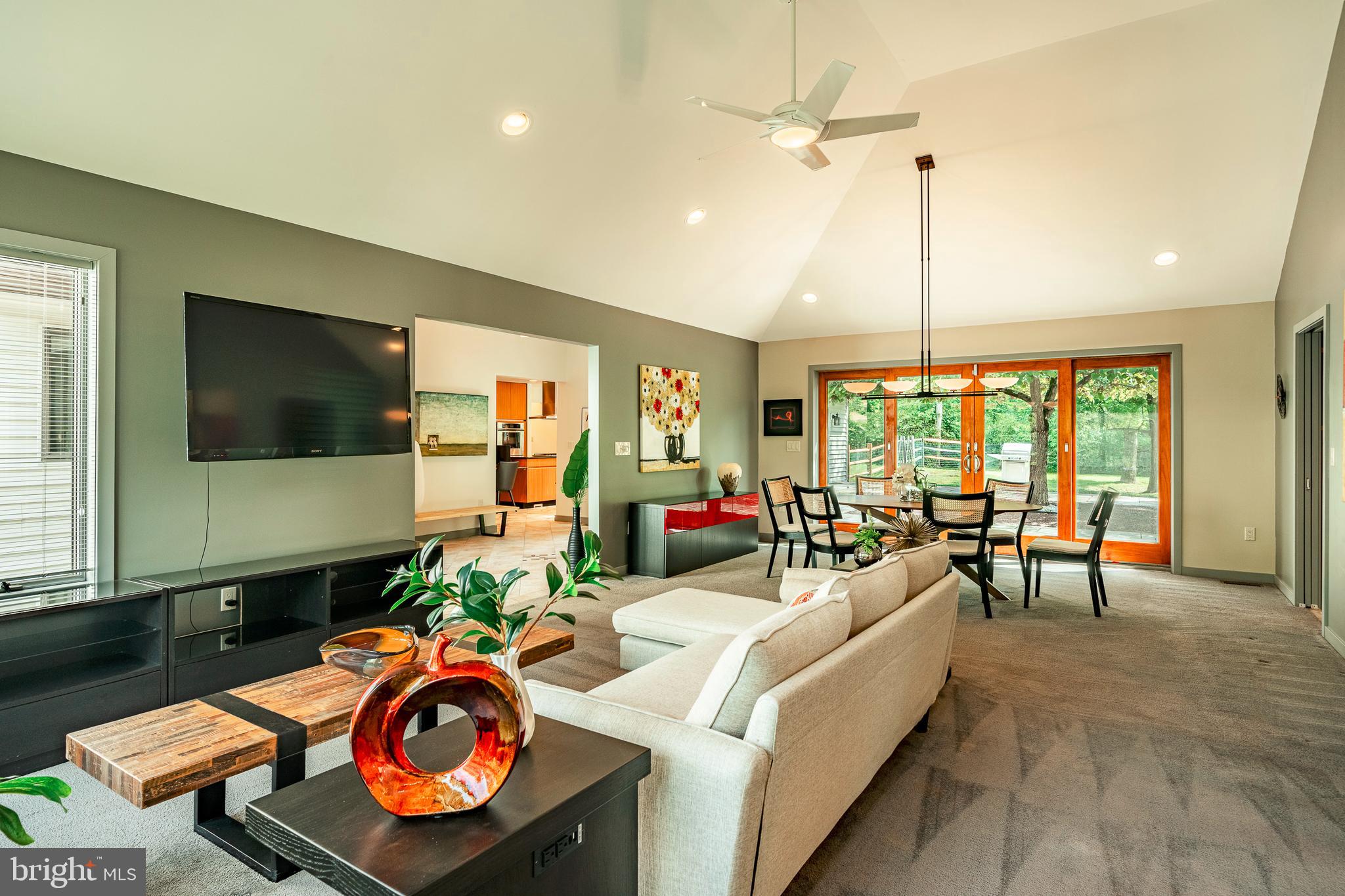 DOYLESTOWN - Residential