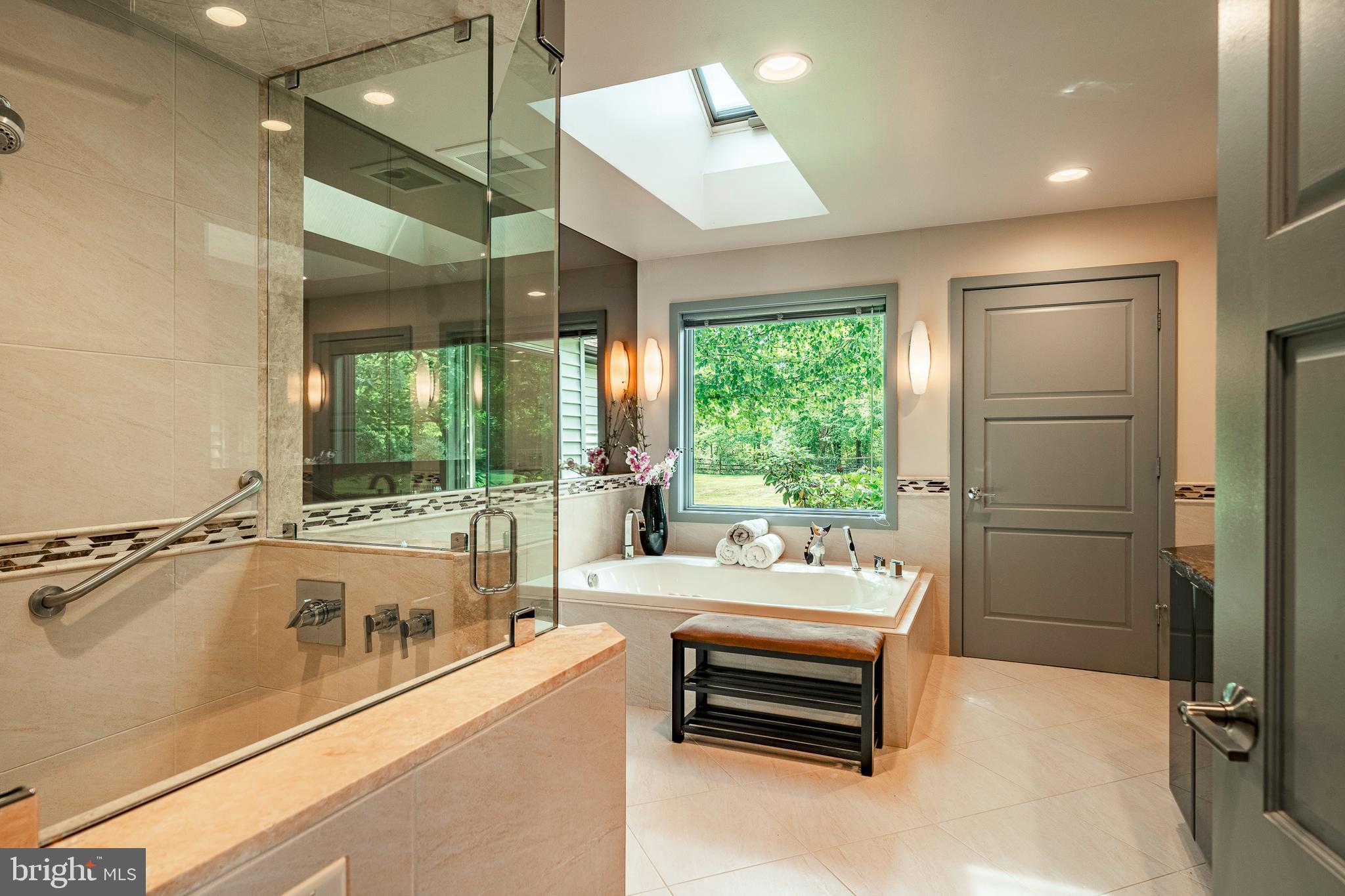 DOYLESTOWN - Residential