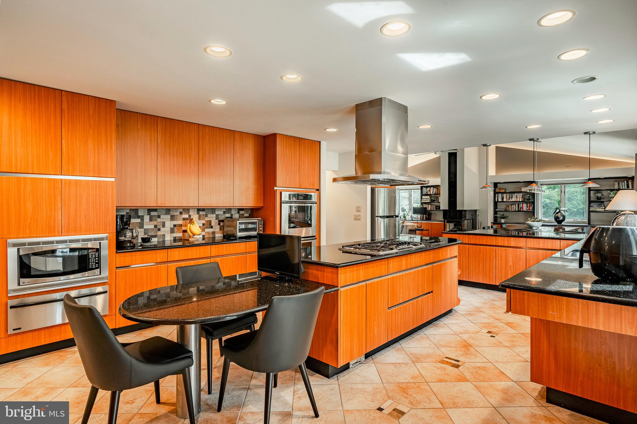DOYLESTOWN - Residential