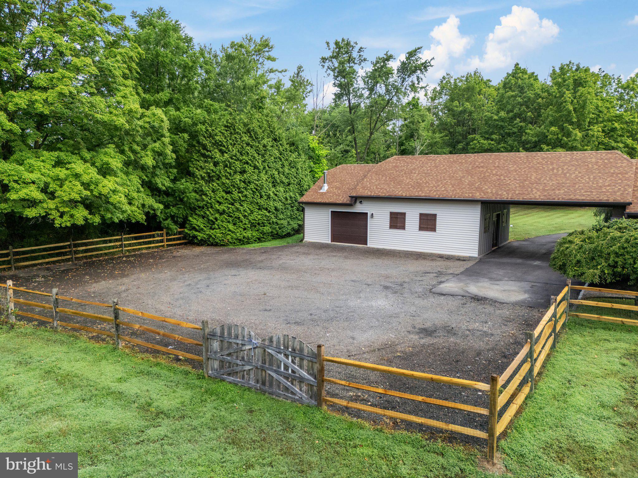DOYLESTOWN - Residential