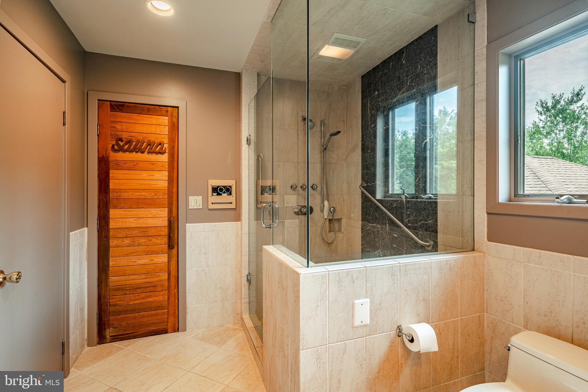 DOYLESTOWN - Residential