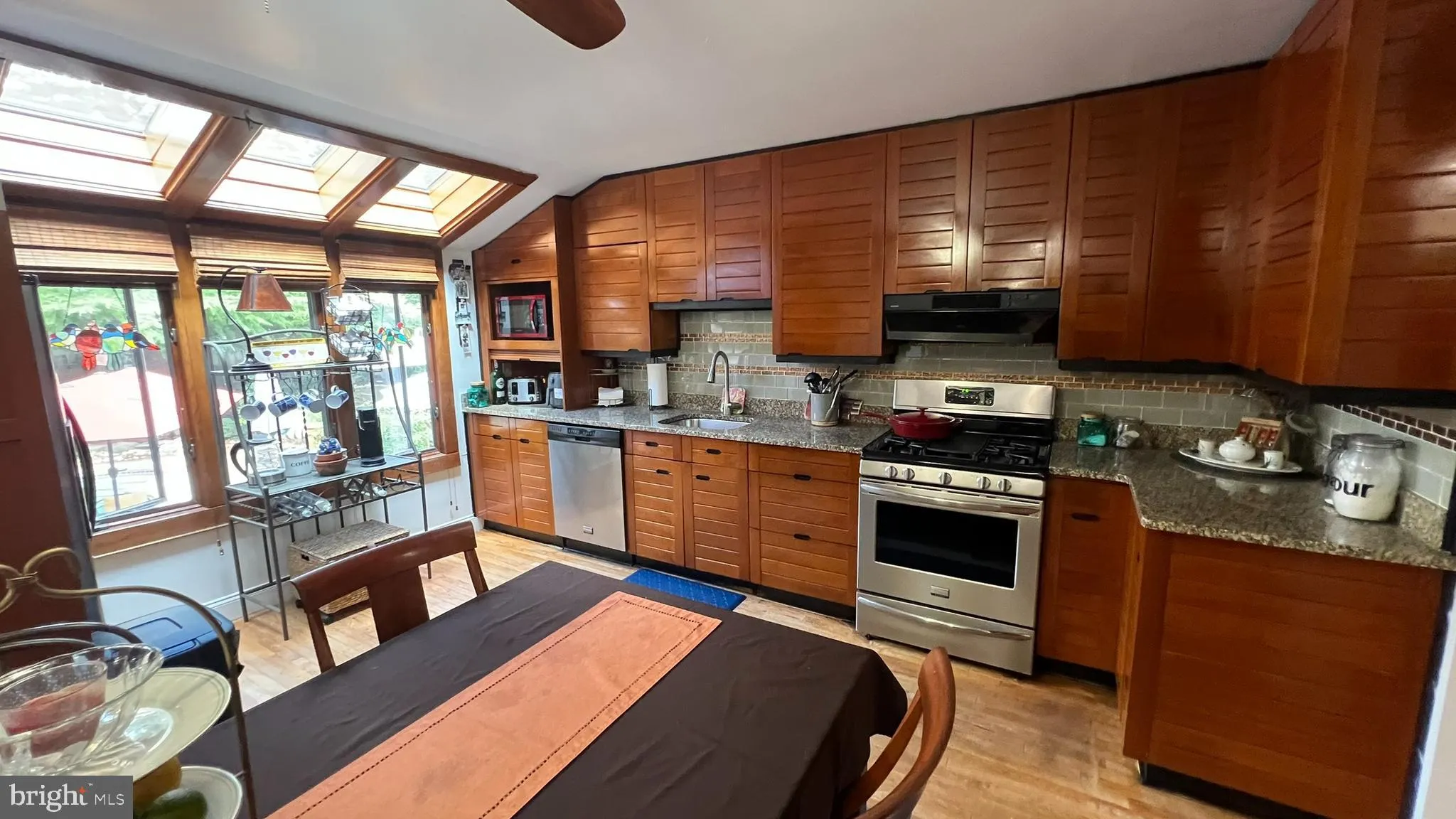 Stratford, New Jersey 08084, United States, 4 Bedrooms Bedrooms, ,2 BathroomsBathrooms,Residential,Active,201040