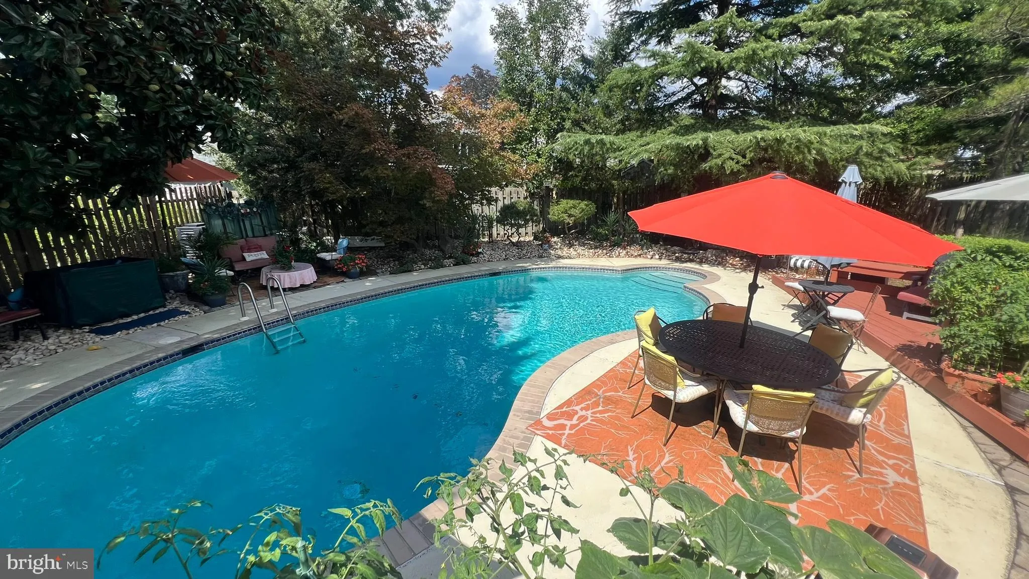 Stratford, New Jersey 08084, United States, 4 Bedrooms Bedrooms, ,2 BathroomsBathrooms,Residential,Active,201040