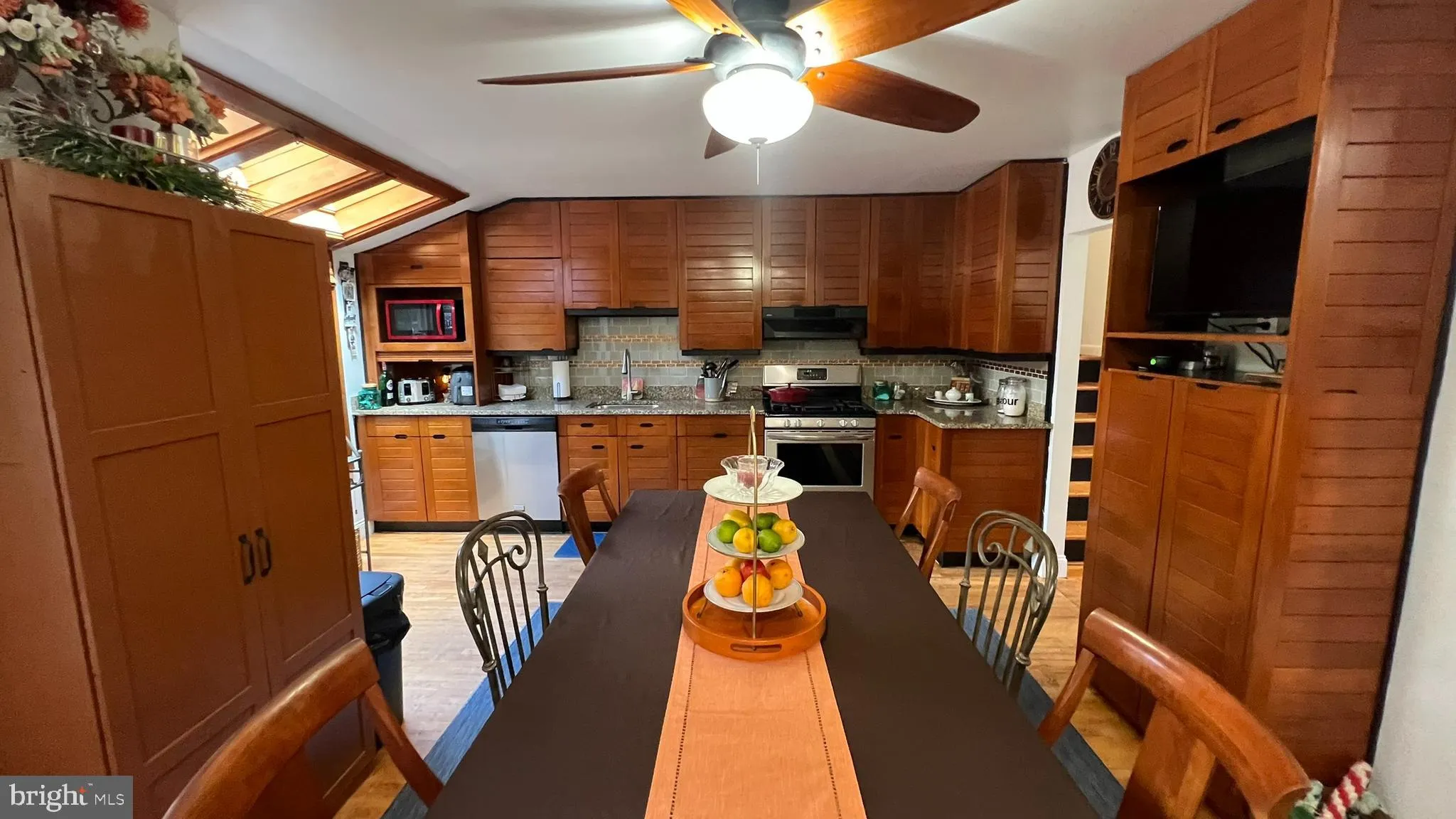 Stratford, New Jersey 08084, United States, 4 Bedrooms Bedrooms, ,2 BathroomsBathrooms,Residential,Active,201040