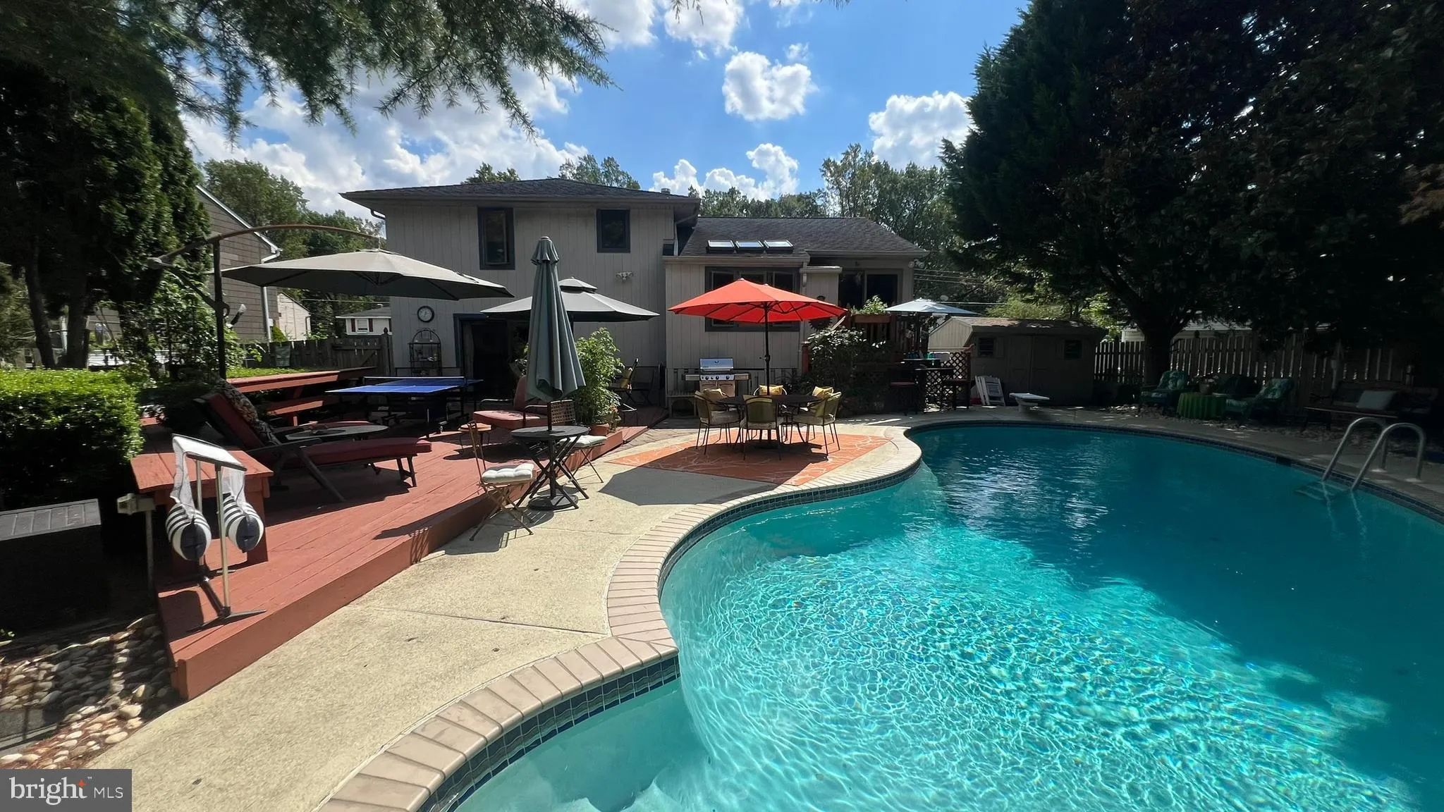 Stratford, New Jersey 08084, United States, 4 Bedrooms Bedrooms, ,2 BathroomsBathrooms,Residential,Active,201040