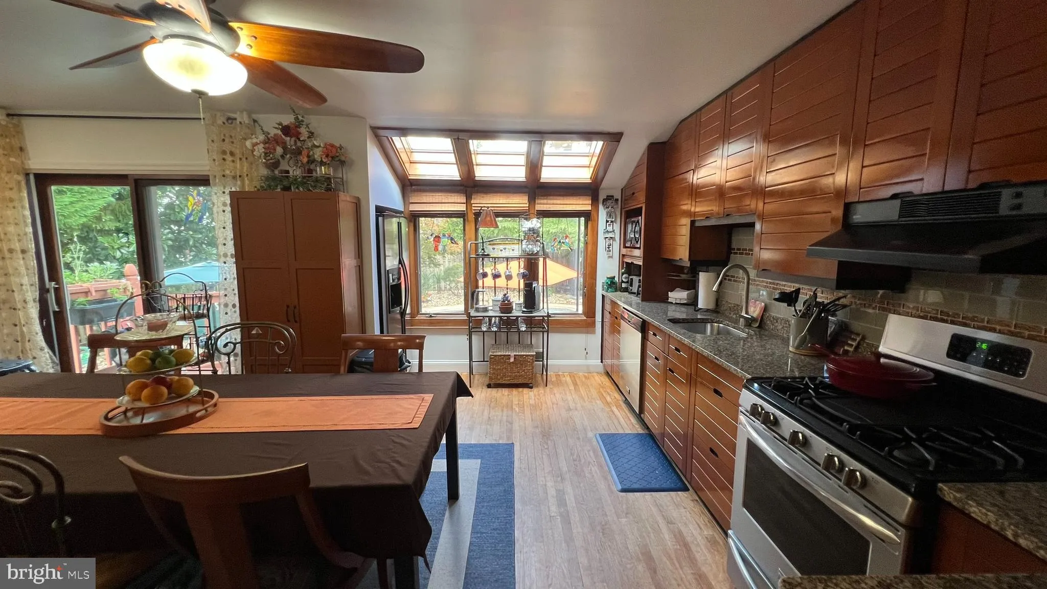 Stratford, New Jersey 08084, United States, 4 Bedrooms Bedrooms, ,2 BathroomsBathrooms,Residential,Active,201040