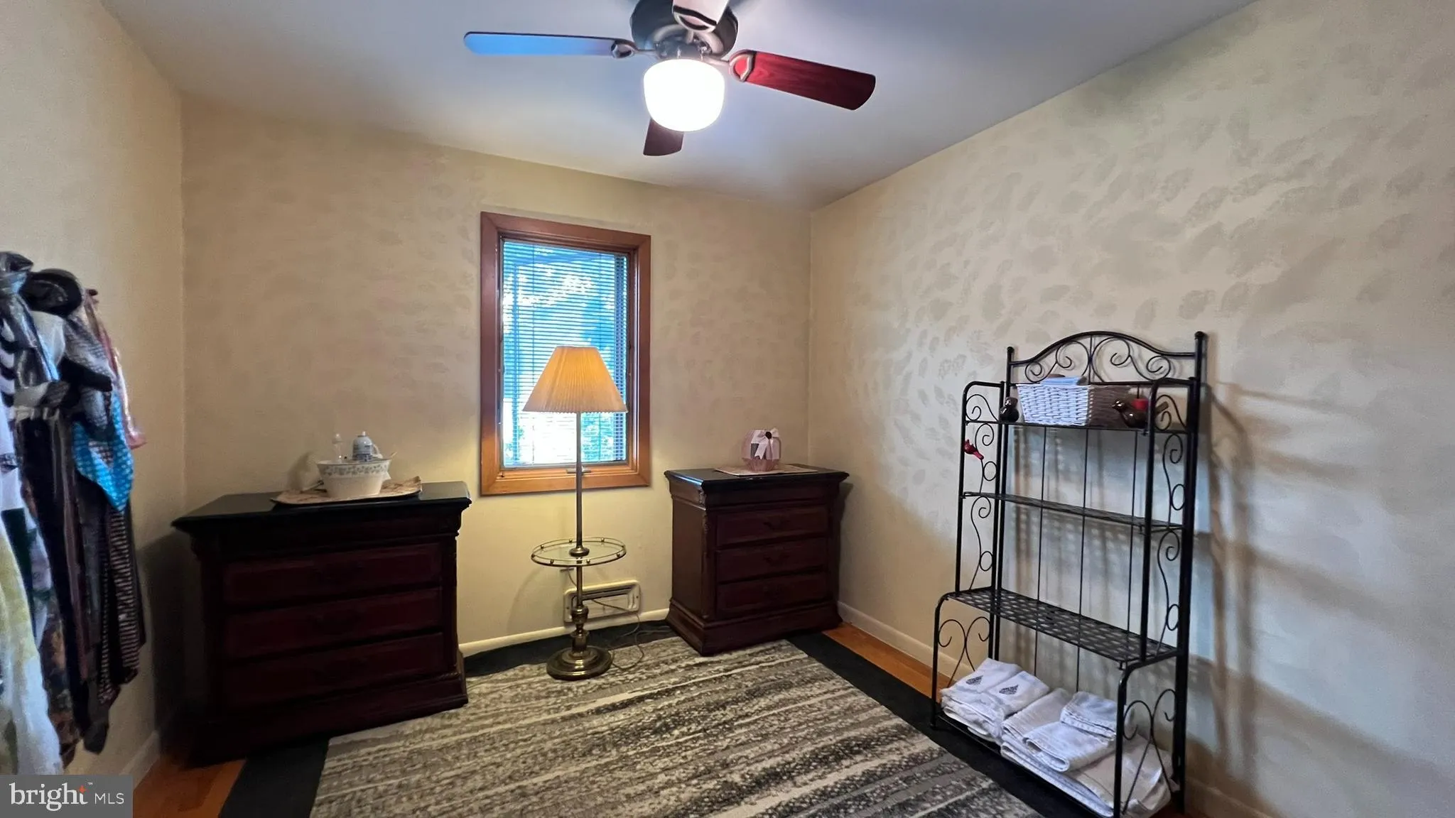 Stratford, New Jersey 08084, United States, 4 Bedrooms Bedrooms, ,2 BathroomsBathrooms,Residential,Active,201040