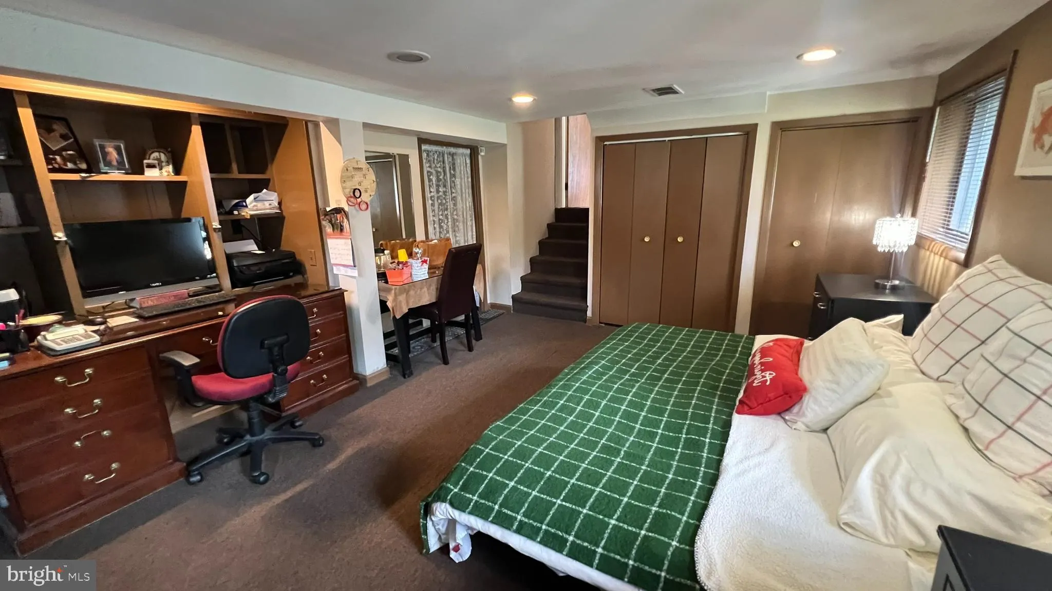 Stratford, New Jersey 08084, United States, 4 Bedrooms Bedrooms, ,2 BathroomsBathrooms,Residential,Active,201040