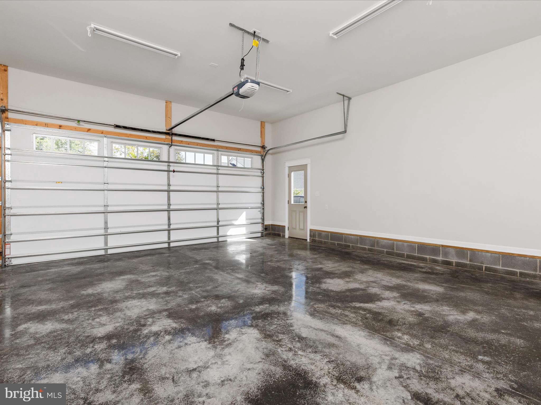 DAVIS STRASBURG - Residential