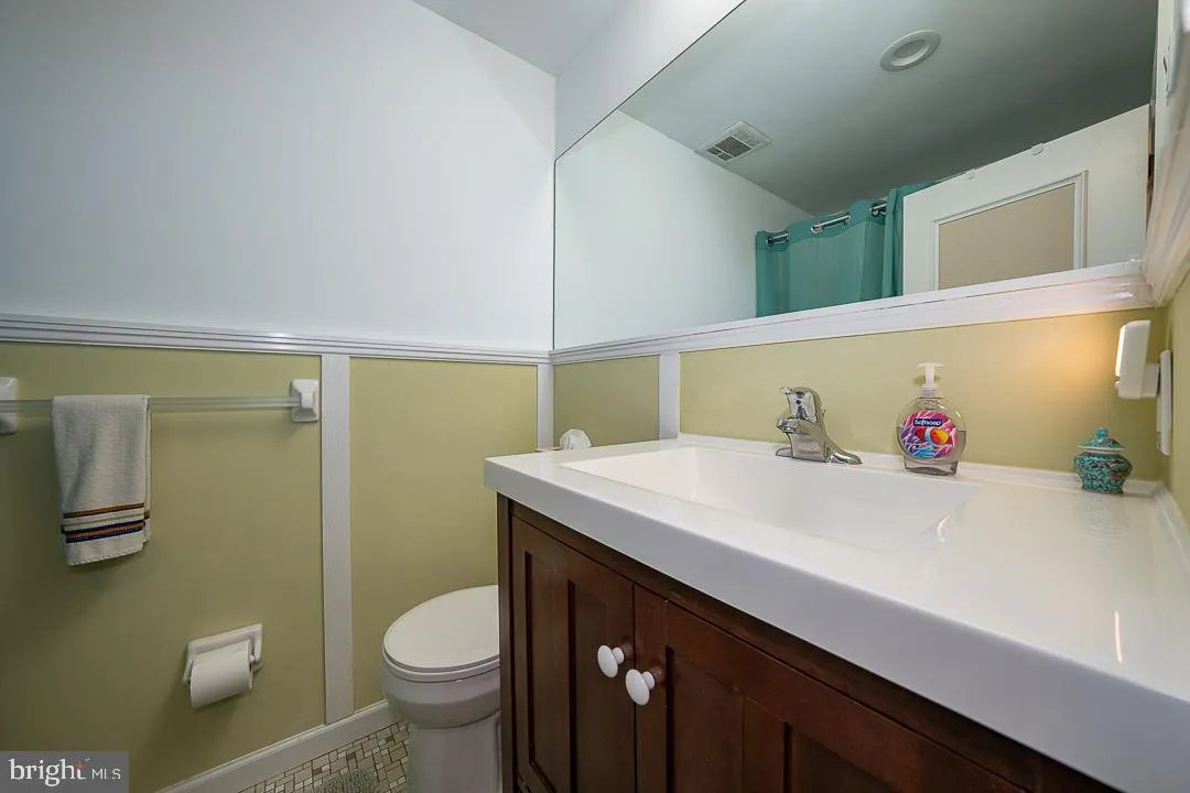 Bryn Mawr, Pennsylvania 19010, United States, 2 Bedrooms Bedrooms, ,2 BathroomsBathrooms,Residential,Pending,200277