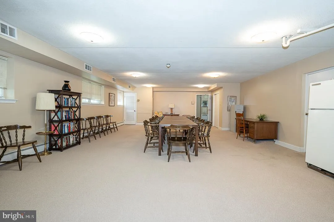 Bryn Mawr, Pennsylvania 19010, United States, 2 Bedrooms Bedrooms, ,2 BathroomsBathrooms,Residential,Pending,200277