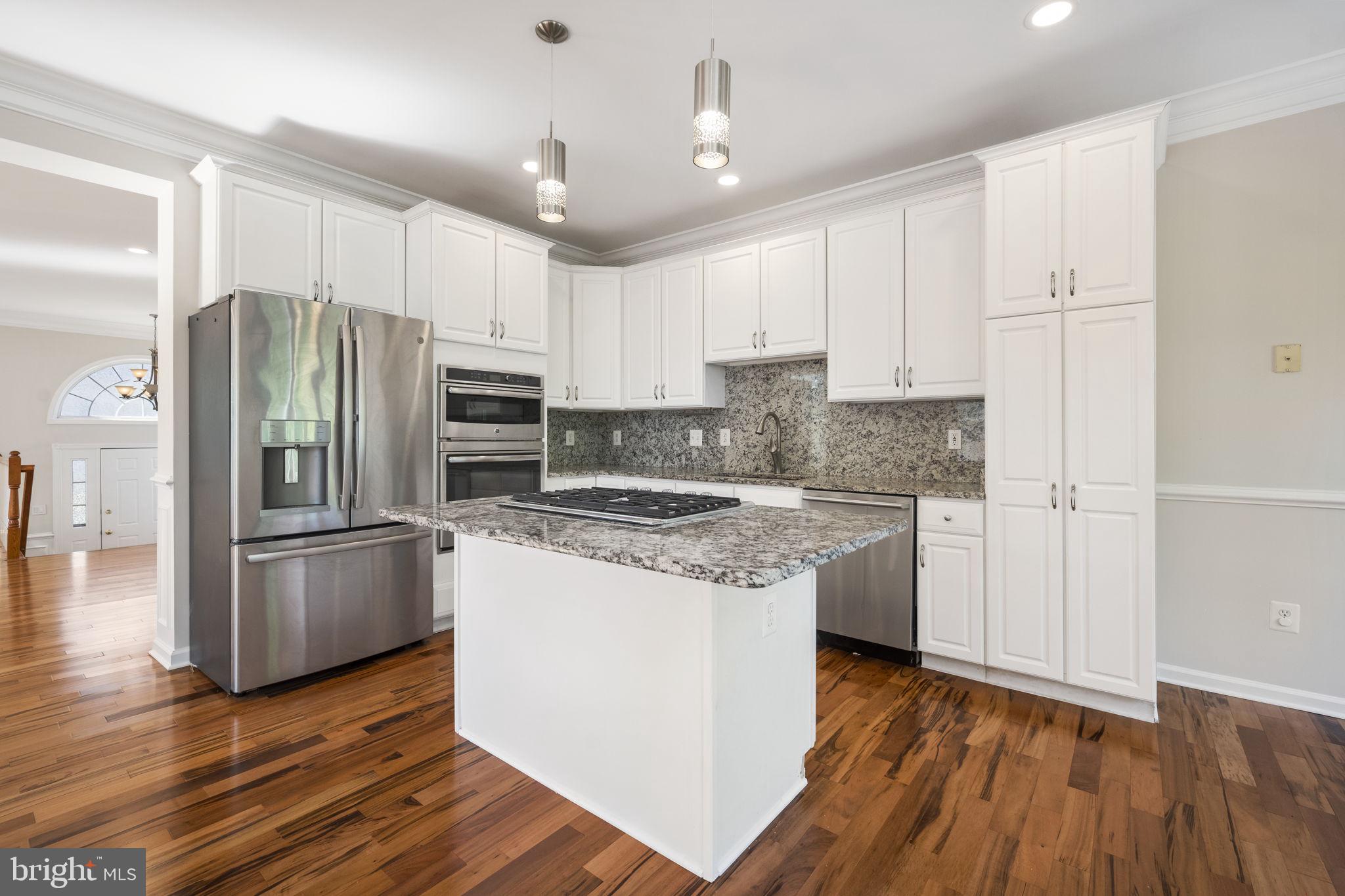 FARMWELL HUNT - Residential