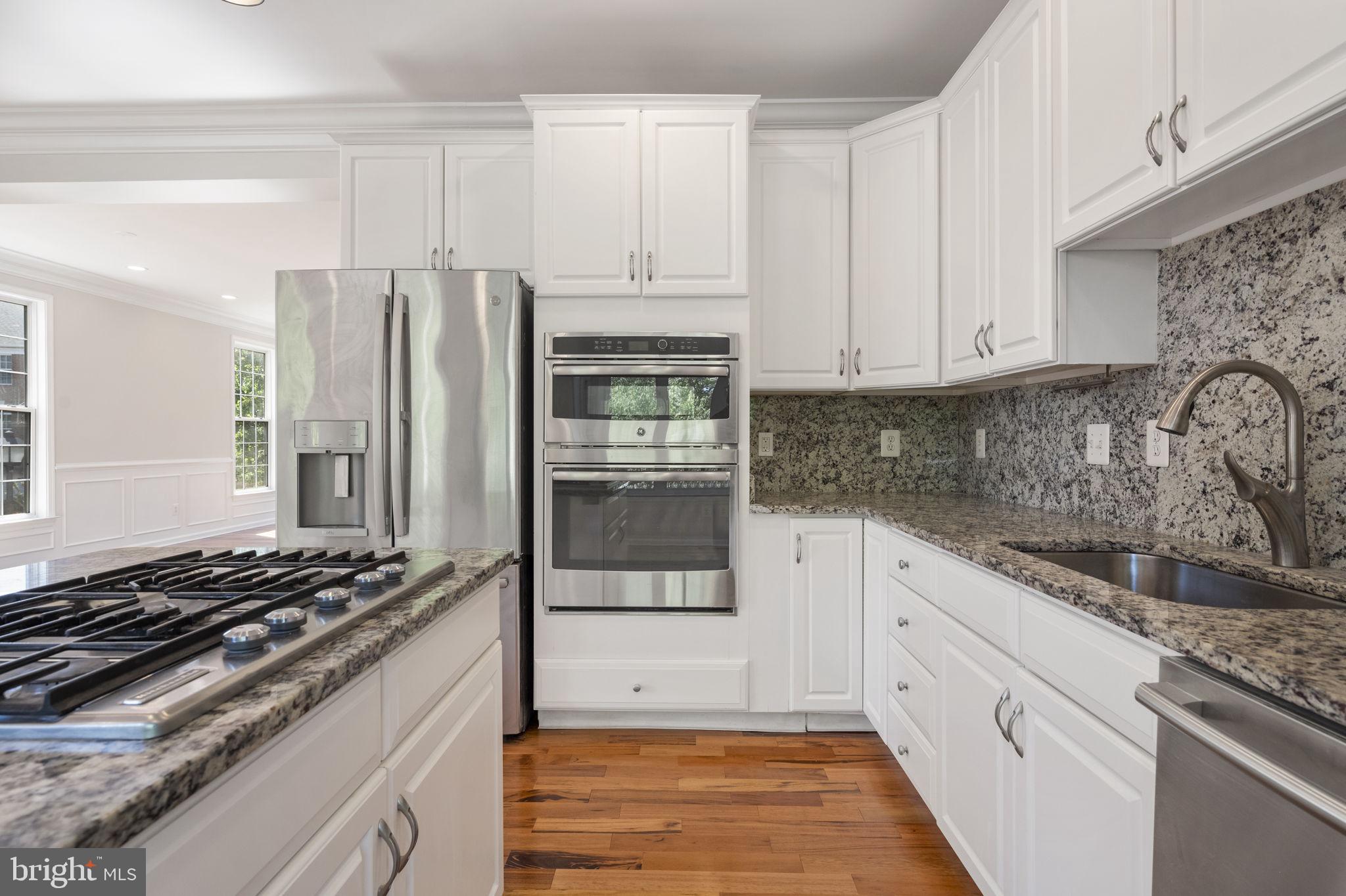 FARMWELL HUNT - Residential