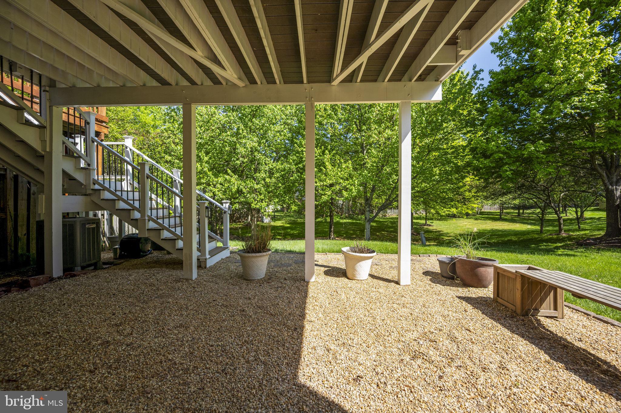 FARMWELL HUNT - Residential