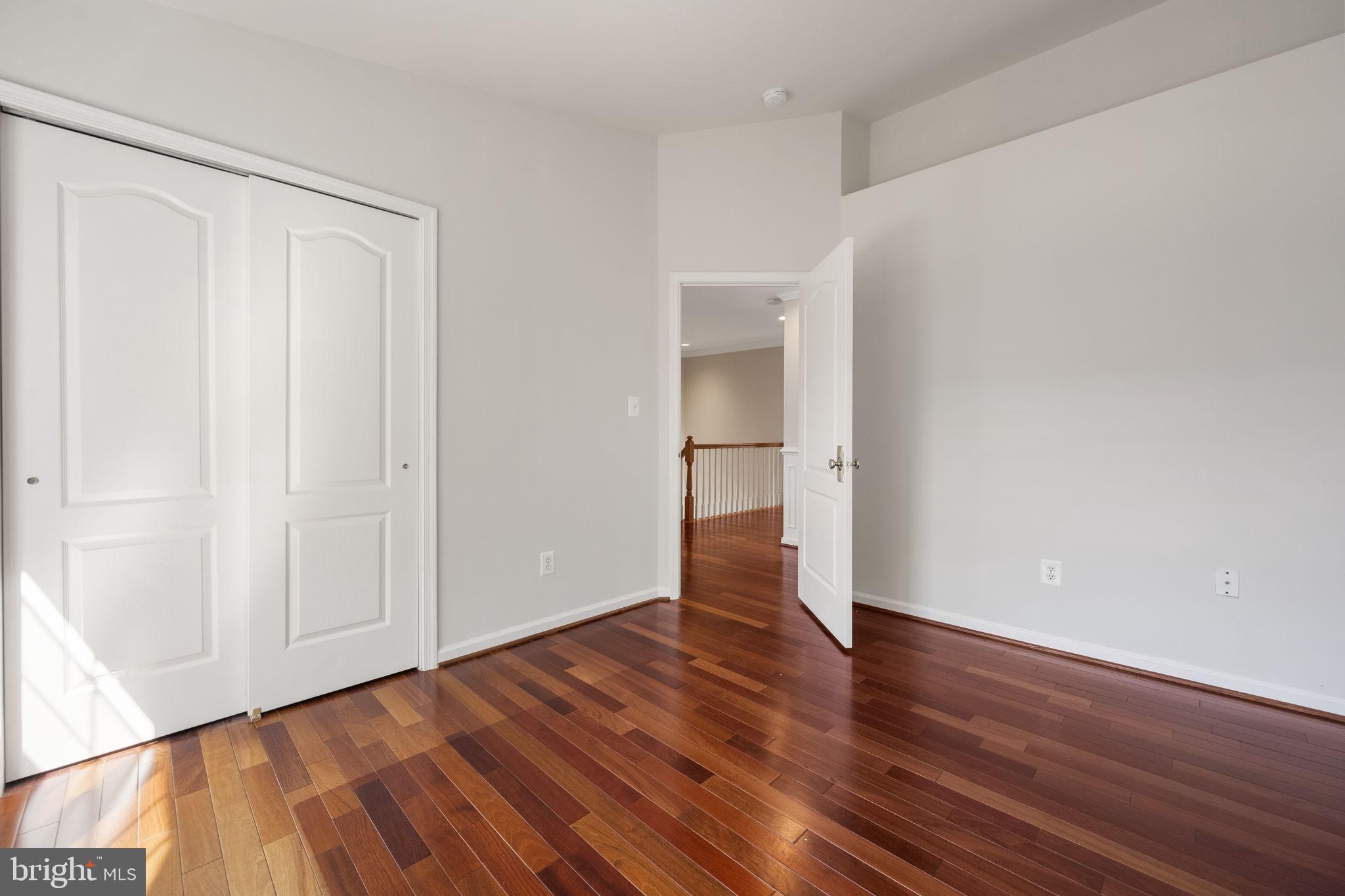 FARMWELL HUNT - Residential