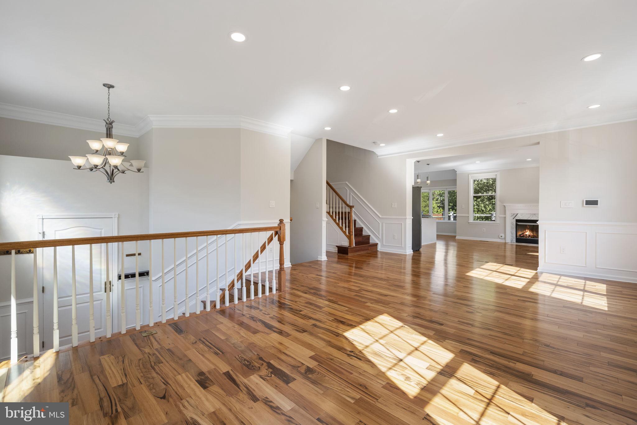 FARMWELL HUNT - Residential