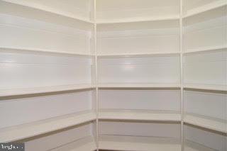 VILLAGES AT BROADLANDS CONDO - Residential Lease