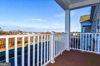 VILLAGES AT BROADLANDS CONDO - Residential Lease