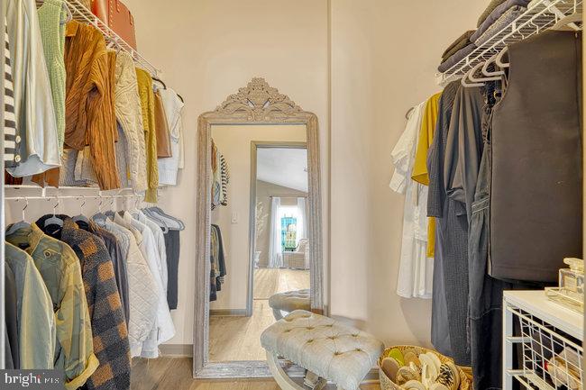 NEW TOWN MEADOWS - Residential