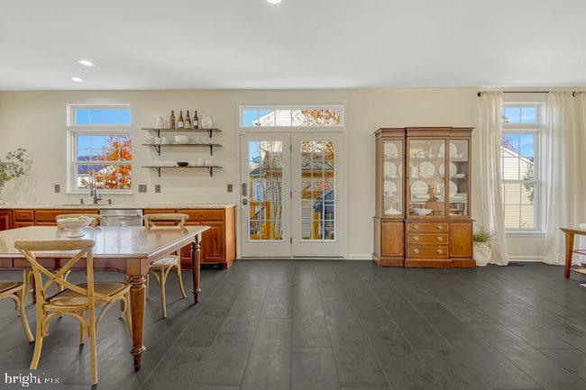 NEW TOWN MEADOWS - Residential