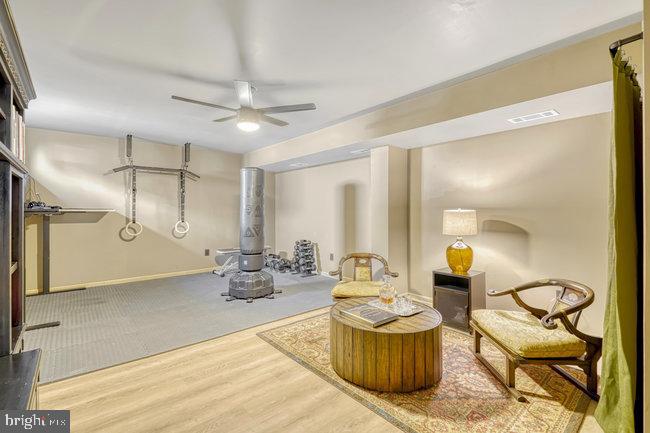 NEW TOWN MEADOWS - Residential