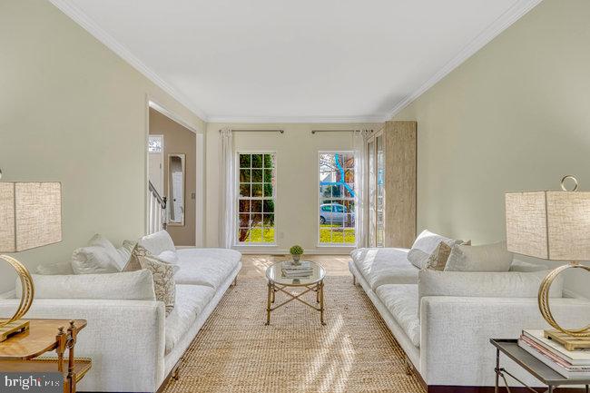 NEW TOWN MEADOWS - Residential