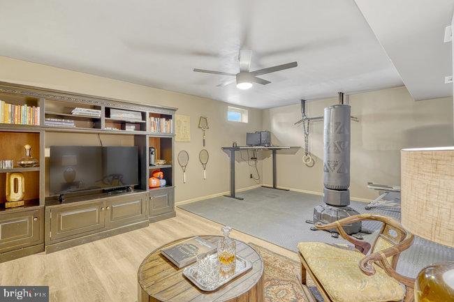 NEW TOWN MEADOWS - Residential