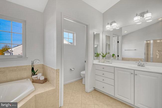 NEW TOWN MEADOWS - Residential