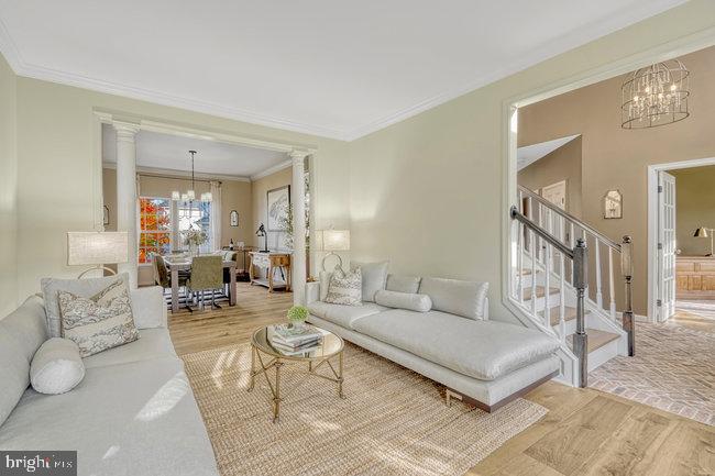 NEW TOWN MEADOWS - Residential