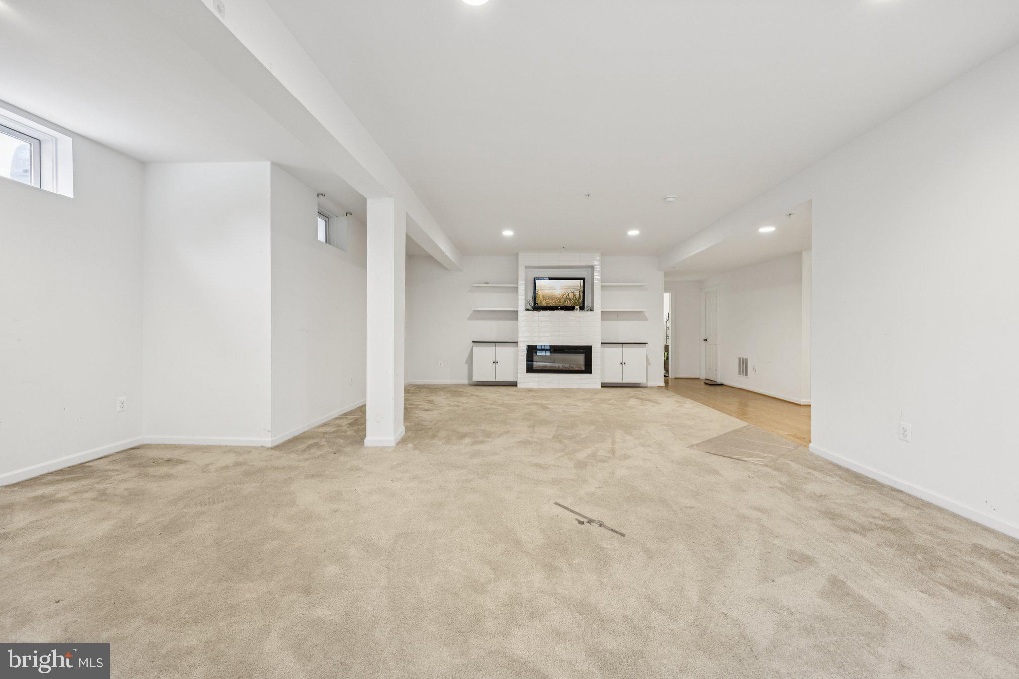 UPPER MARLBORO - Residential