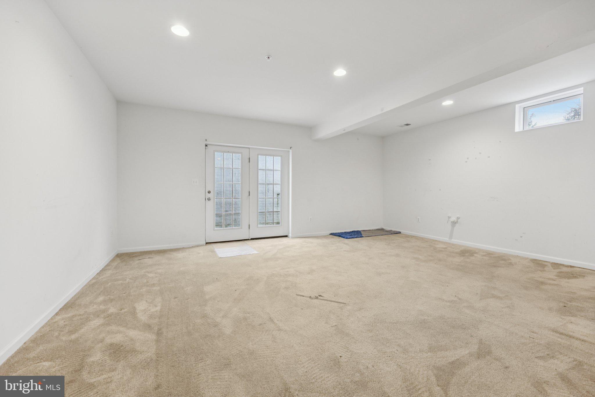 UPPER MARLBORO - Residential