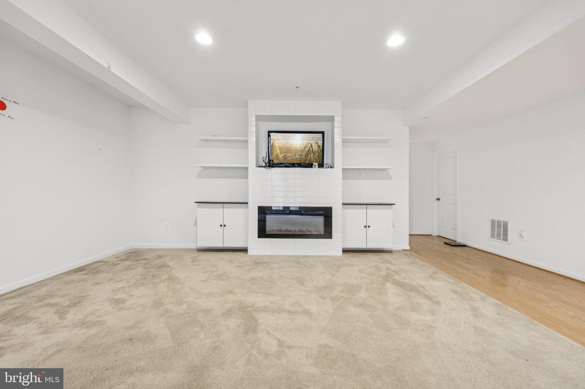 UPPER MARLBORO - Residential