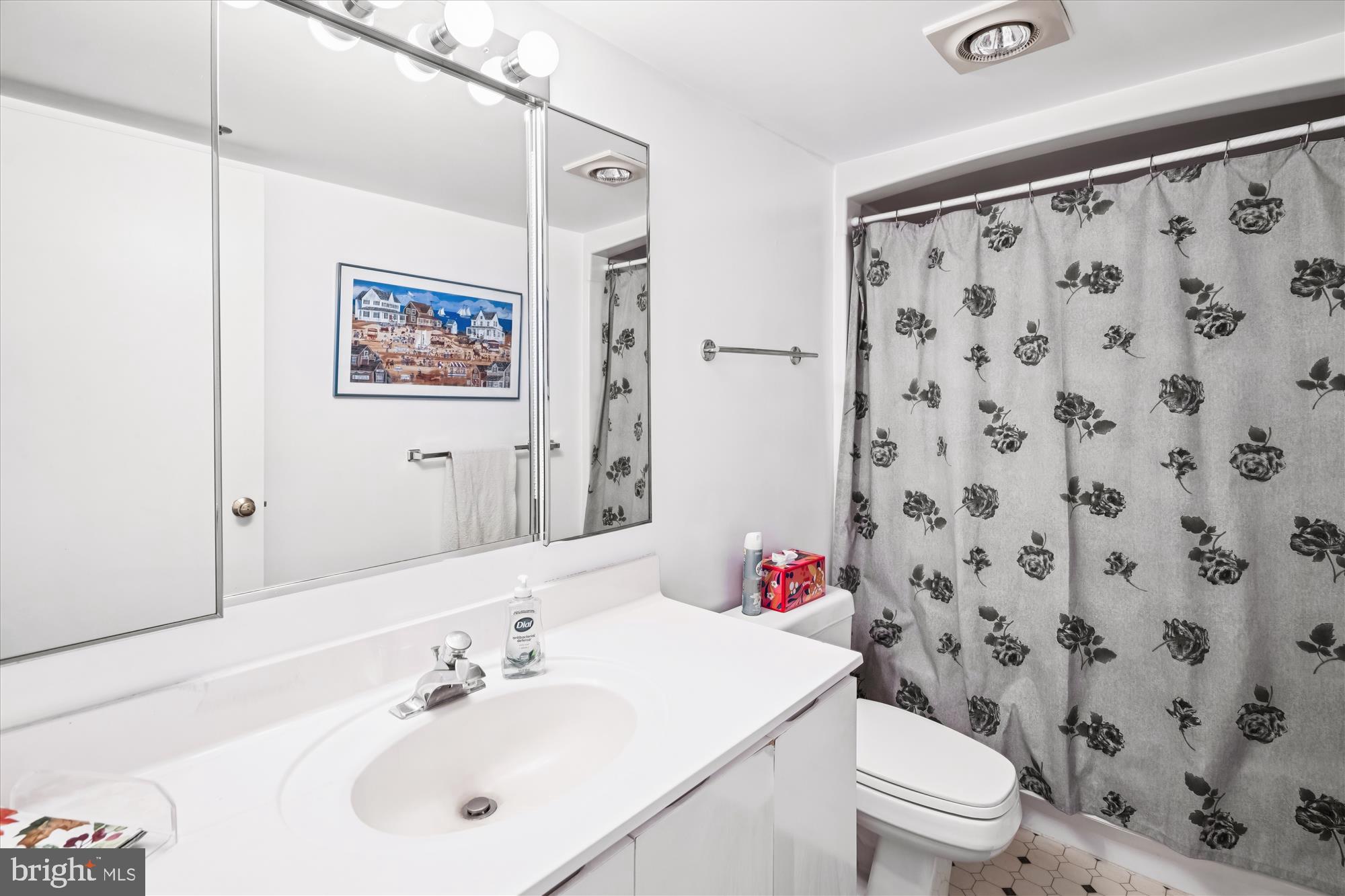 FAIRWAYS NORTH - Residential