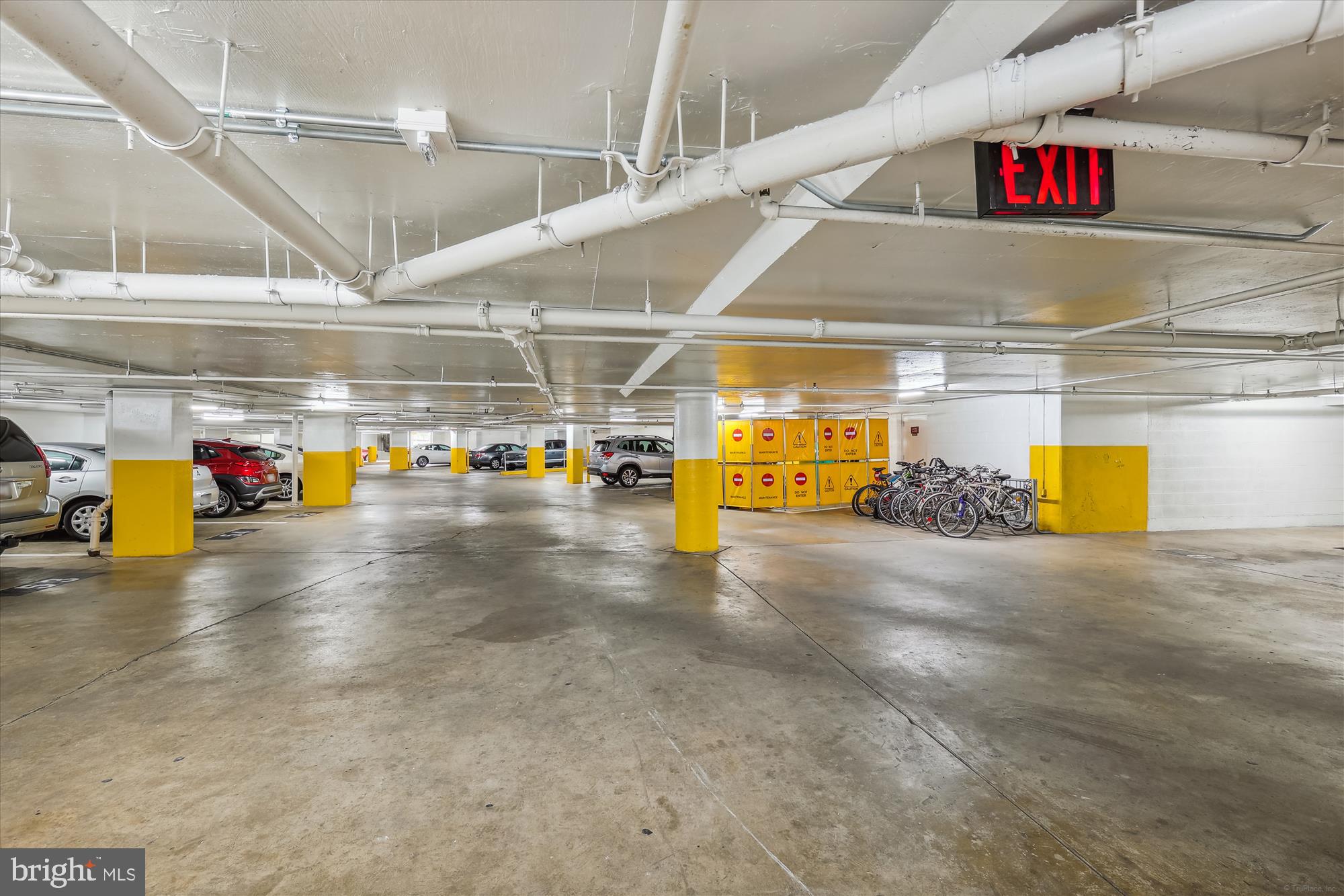 FAIRWAYS NORTH - Residential