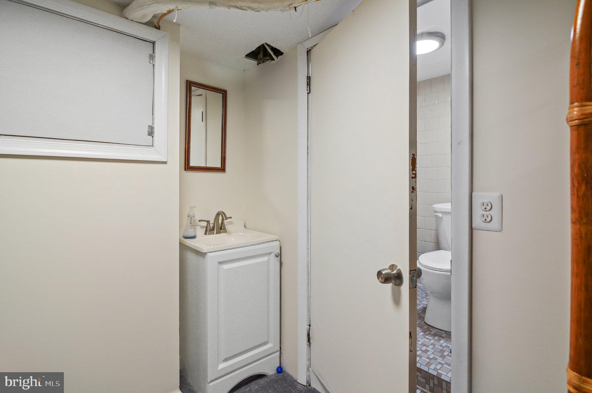 GREEKTOWN - Residential