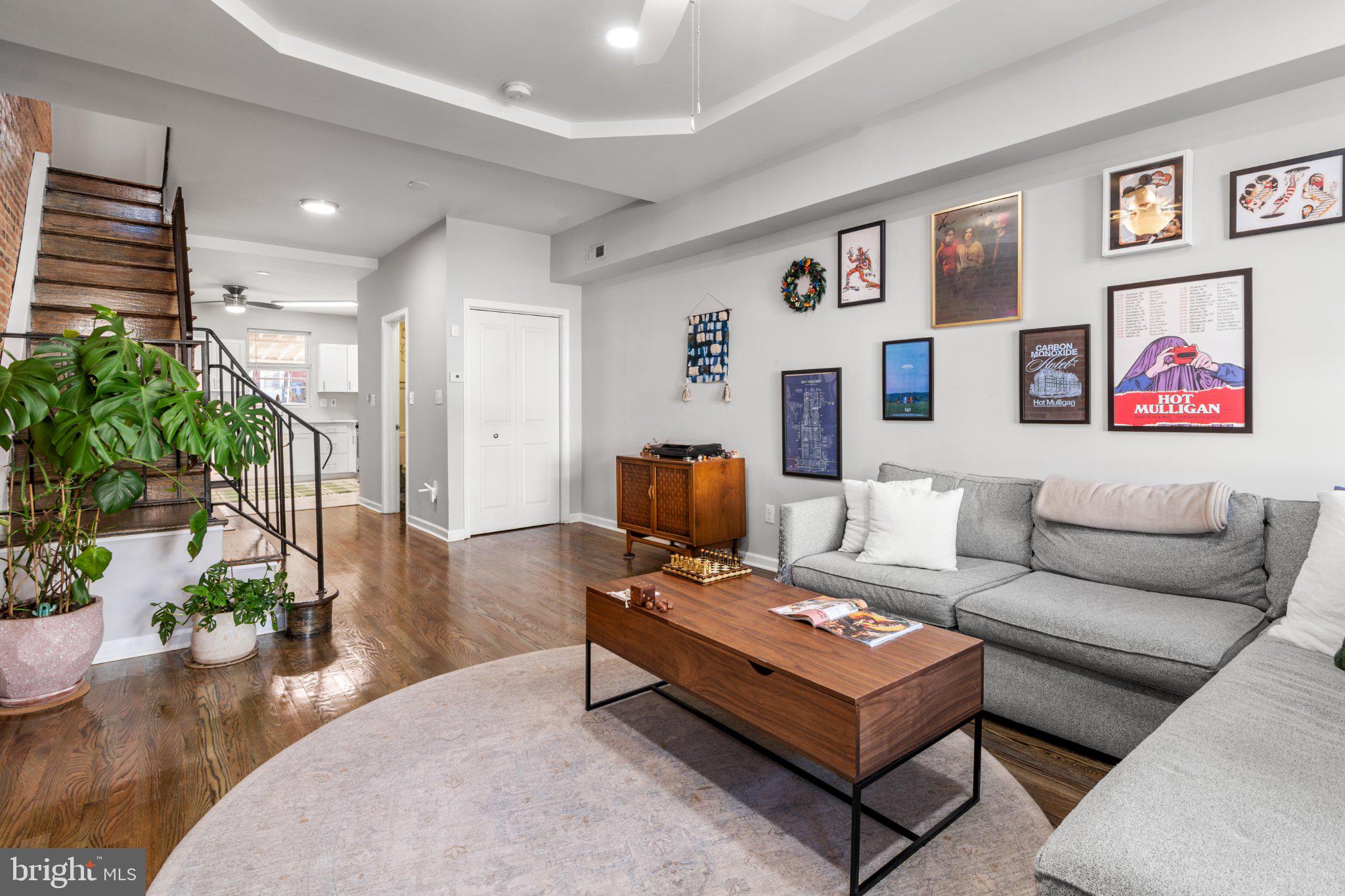 GREEKTOWN - Residential