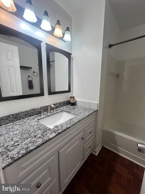 CARNABY SQUARE - Residential Lease