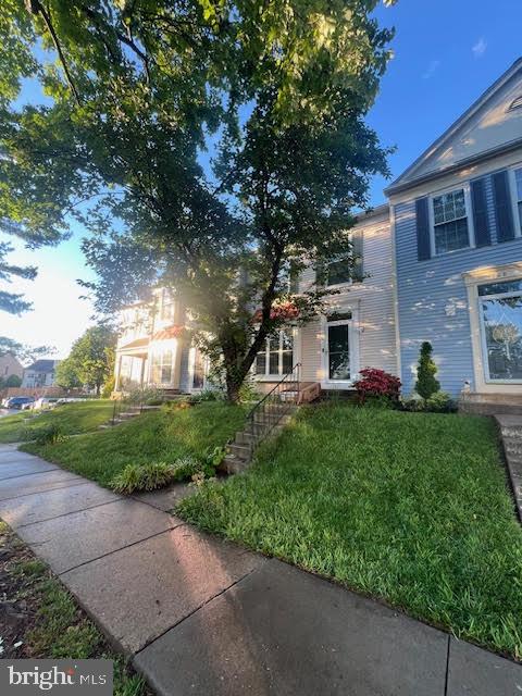 CARNABY SQUARE - Residential Lease