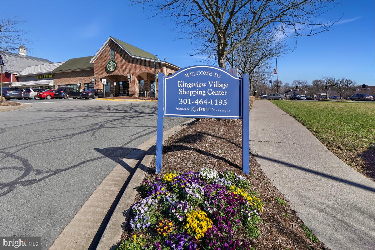 KINGSVIEW VILLAGE - Residential