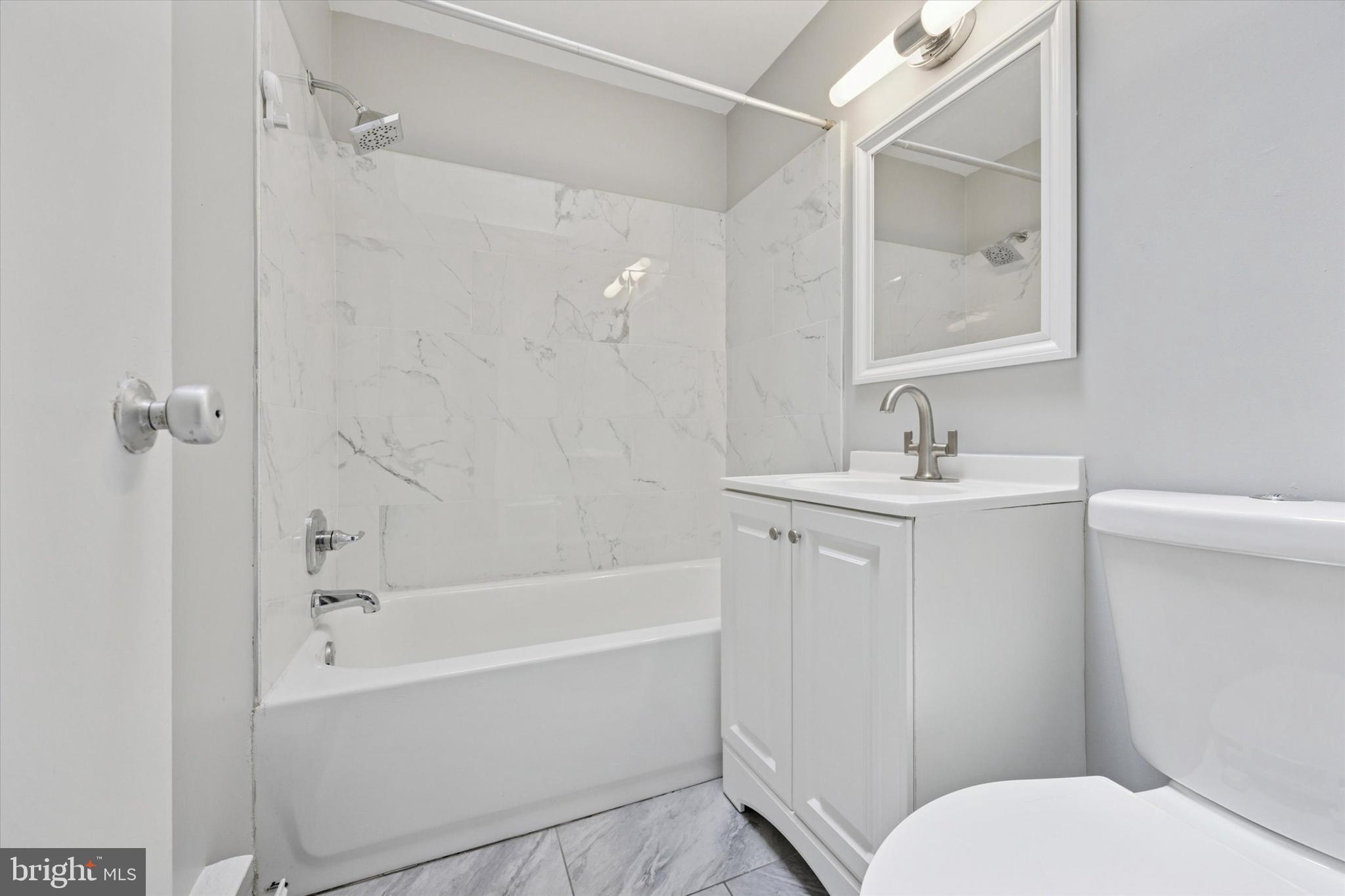 RHAWNHURST - Residential Lease