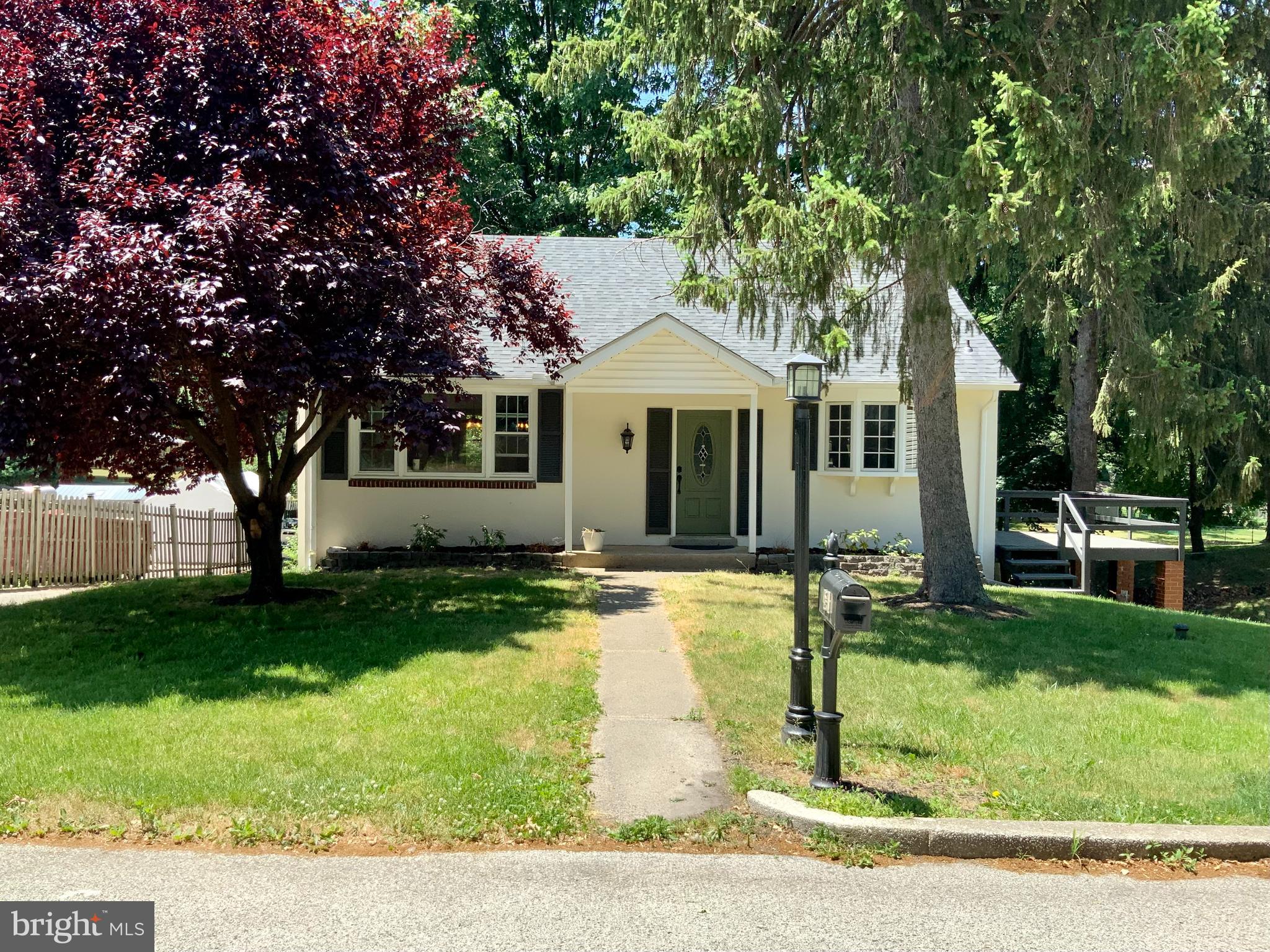 KING OF PRUSSIA - Residential Lease