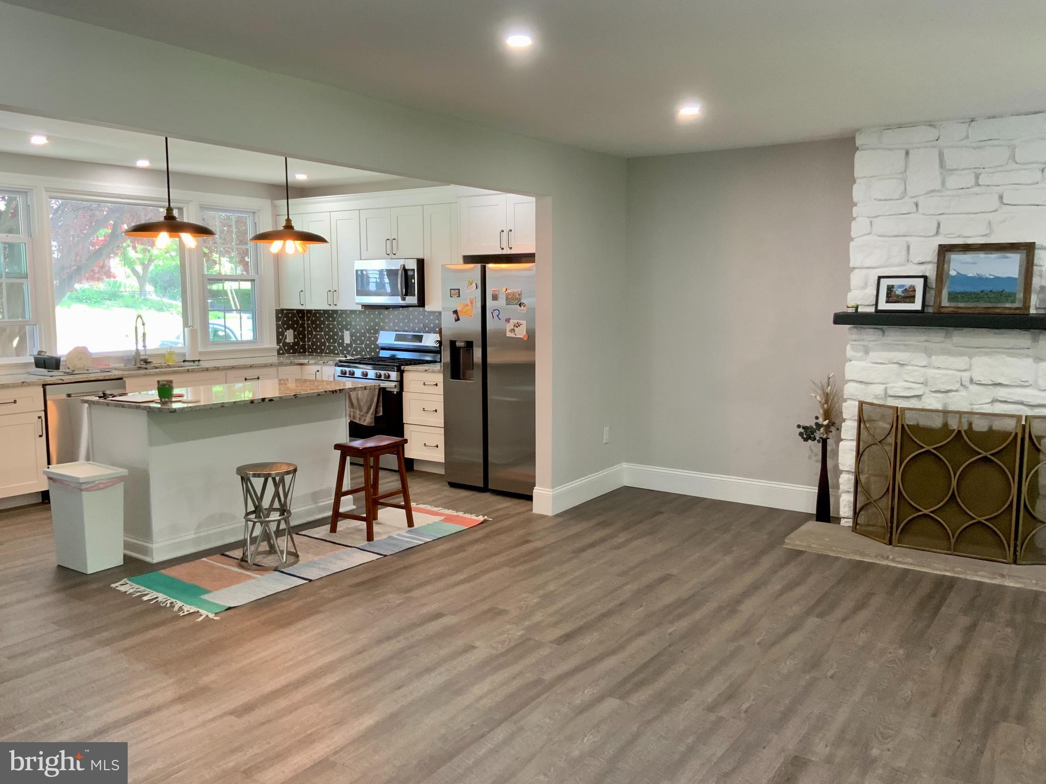 KING OF PRUSSIA - Residential Lease