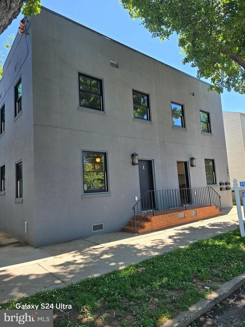 Condo For Rent - 1401 Charles Street #A<br/> FREDERICKSBURG, VA 22401