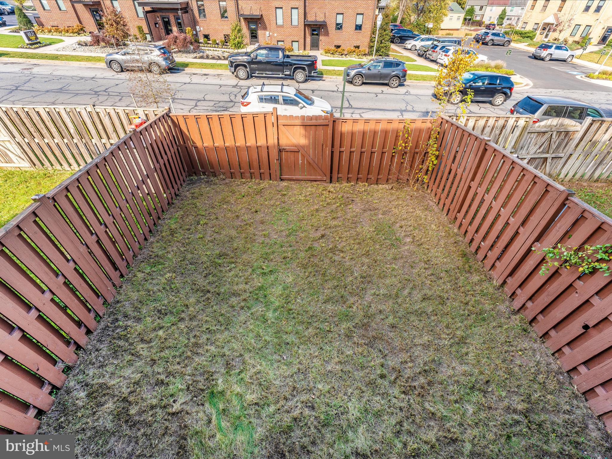 HILLCREST ORCHARDS - Residential