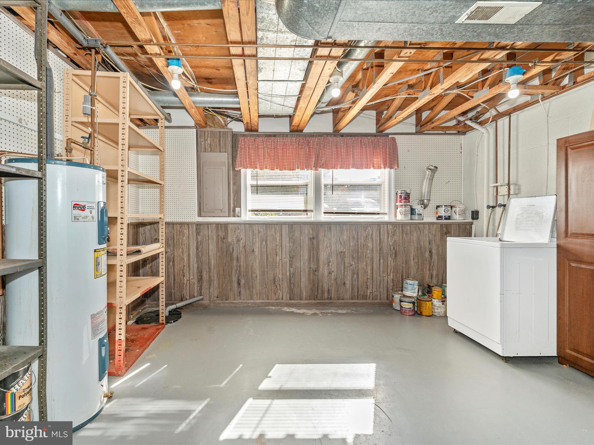 HILLCREST ORCHARDS - Residential