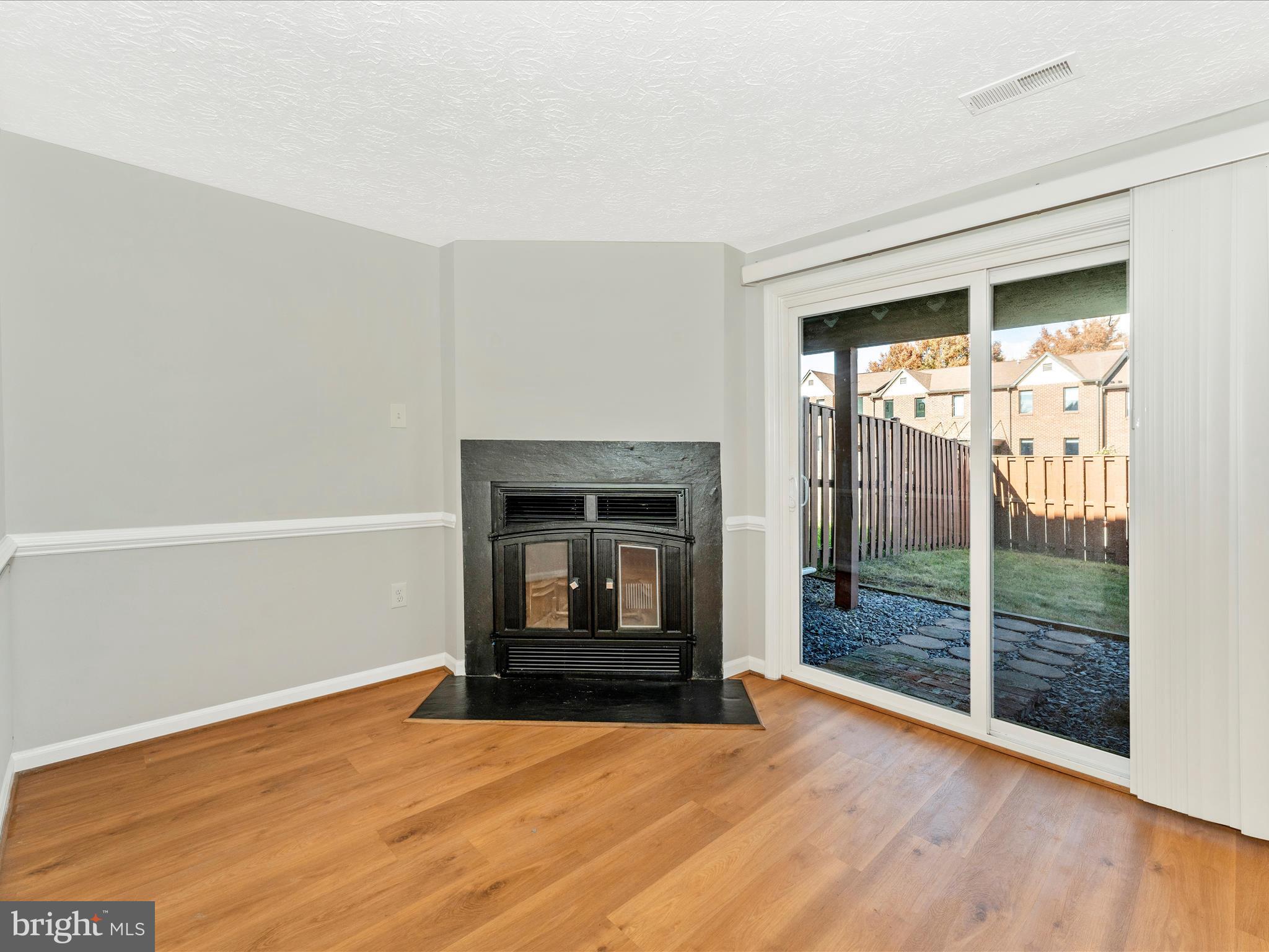 HILLCREST ORCHARDS - Residential